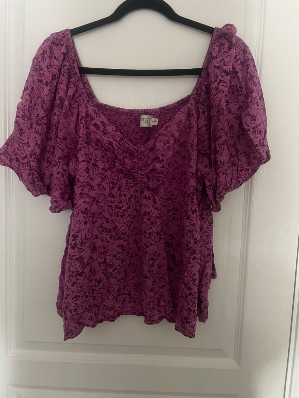 Terra & Sky Purple Floral Scoop Neck Flutter Sleeve Top